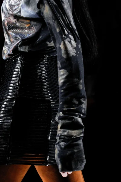 Look 23